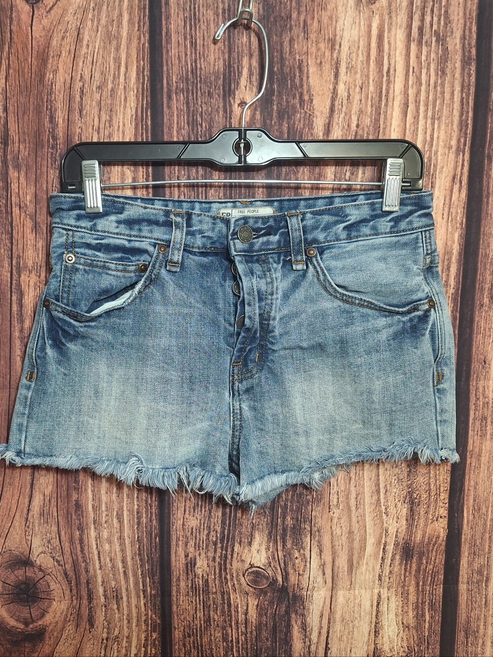 Free People Light Blue Denim Frayed Hem Shorts Size 26! - Picture 1 of 4
